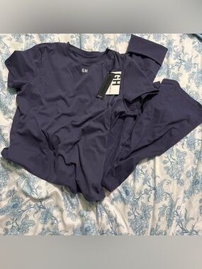 GH Active Set - Deep Navy Short Sleeve Top & Leggings
